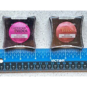 Kleancolor American Eyedol Wet/Dry Baked Eyeshadow Set Burgundy & Fuchsia